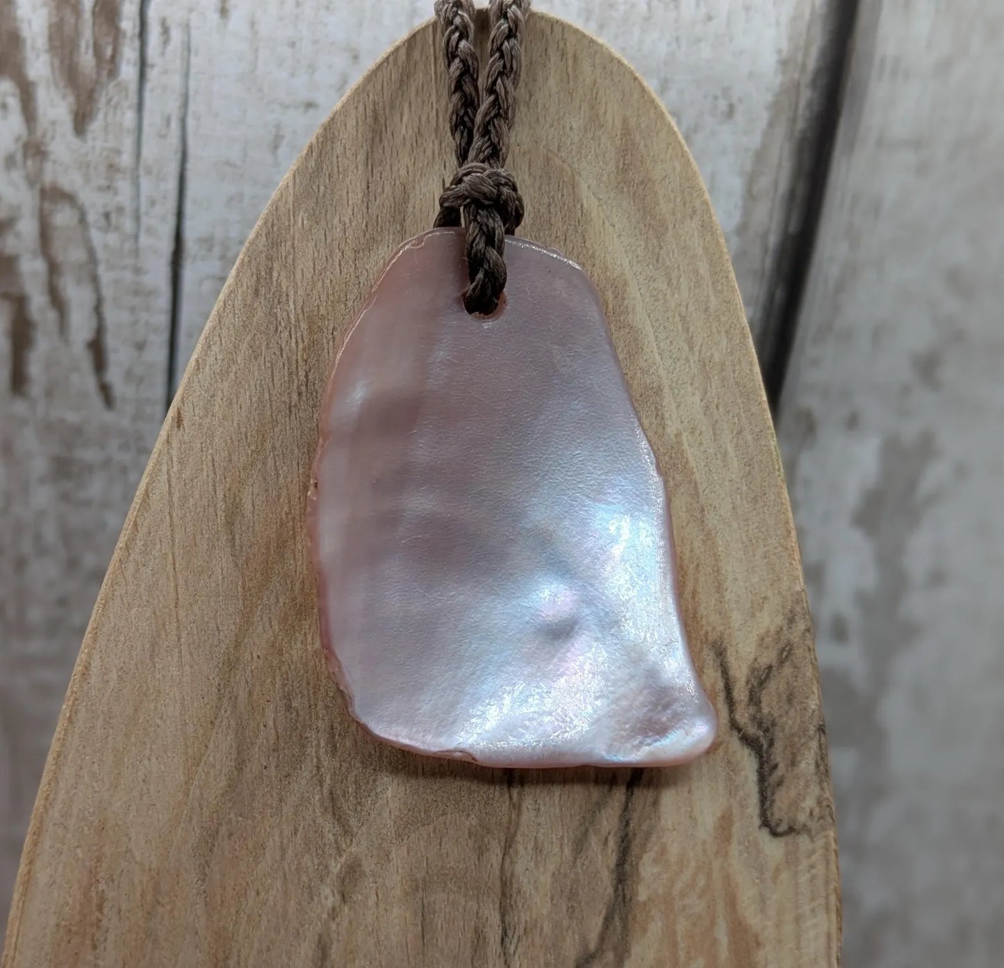 Large mid Iridescent NZ Freshwater Pink Mussel Shell Pendant – Natural Tumbled, Rainbow Shine, Hand-Polished Shell Jewellery