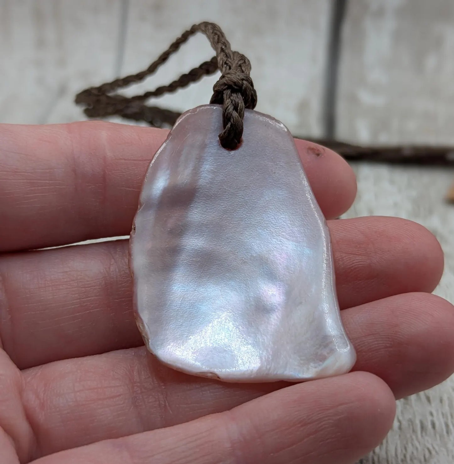 Large mid Iridescent NZ Freshwater Pink Mussel Shell Pendant – Natural Tumbled, Rainbow Shine, Hand-Polished Shell Jewellery