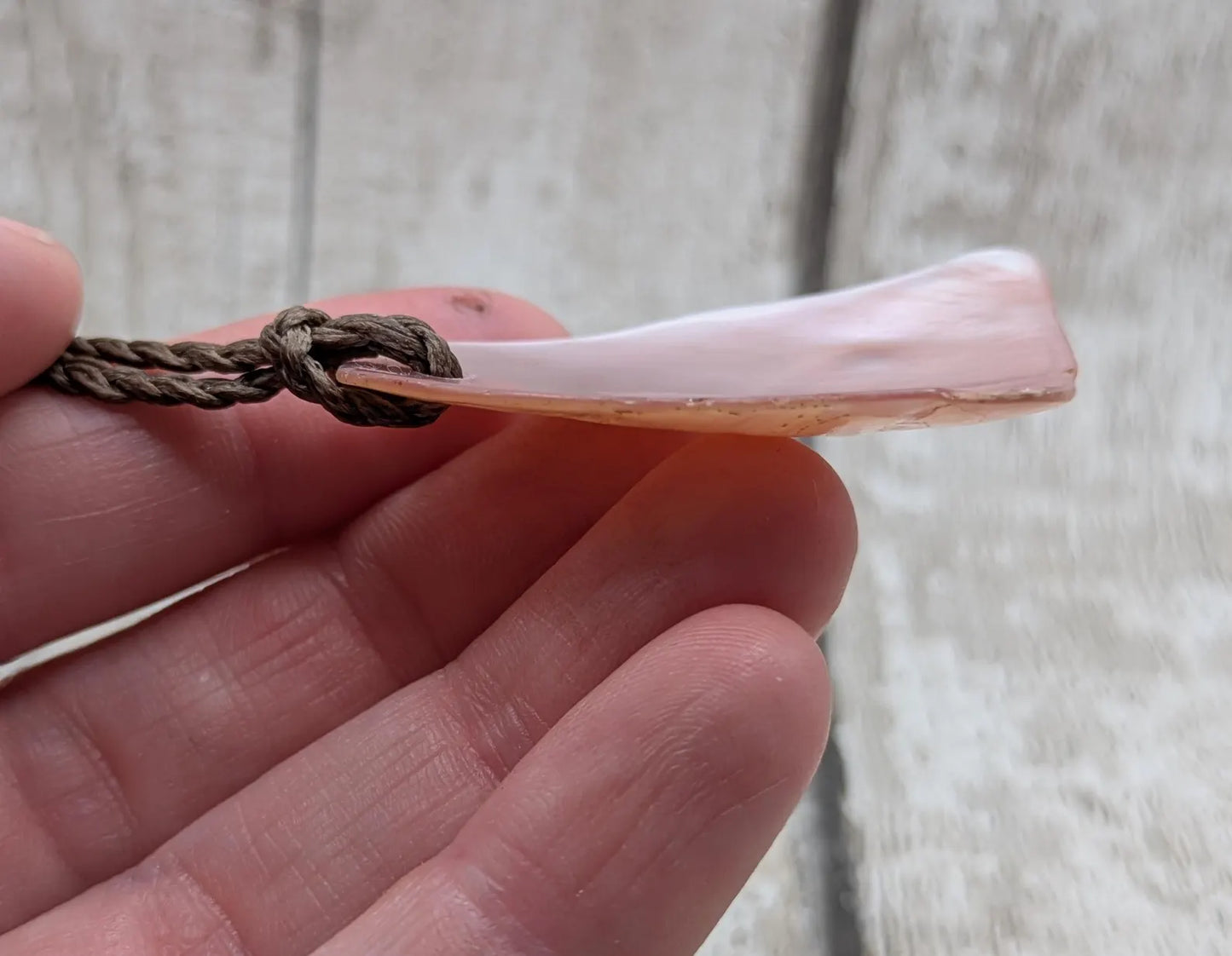 Large mid Iridescent NZ Freshwater Pink Mussel Shell Pendant – Natural Tumbled, Rainbow Shine, Hand-Polished Shell Jewellery