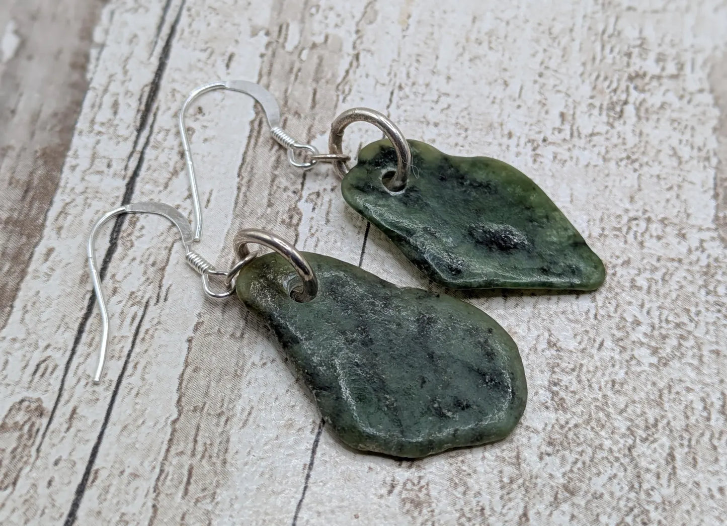 New Zealand pounamu Greenstone jade fish hook earrings.