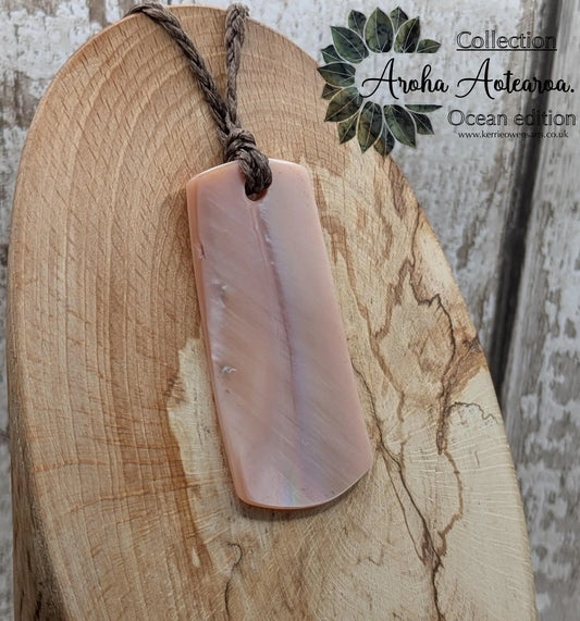 New Zealand pink freshwater mussel shell Toki style pendant.