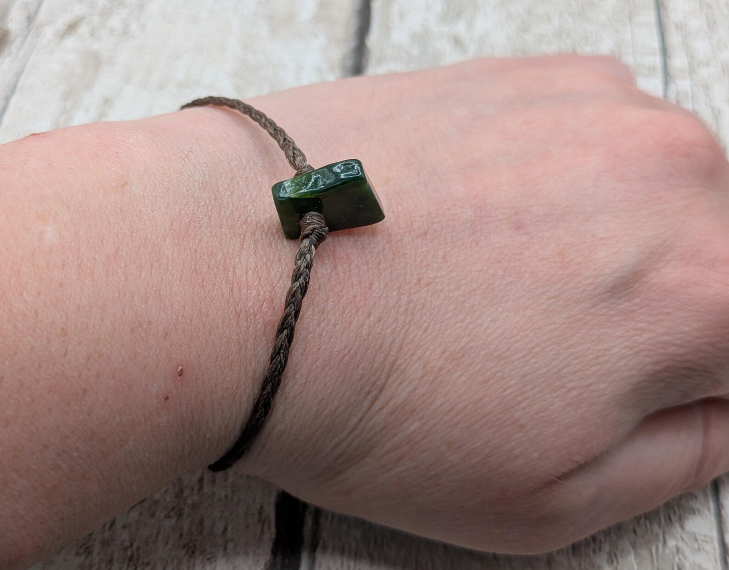 New Zealand Pounamu greenstone Jade bracelet.