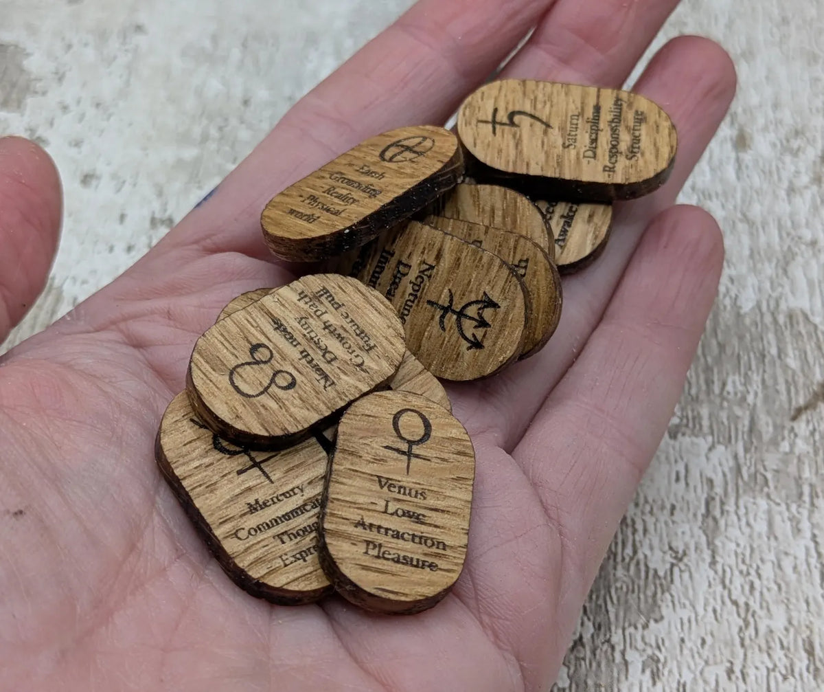 Oak wood beginner planetary oracle tiles.