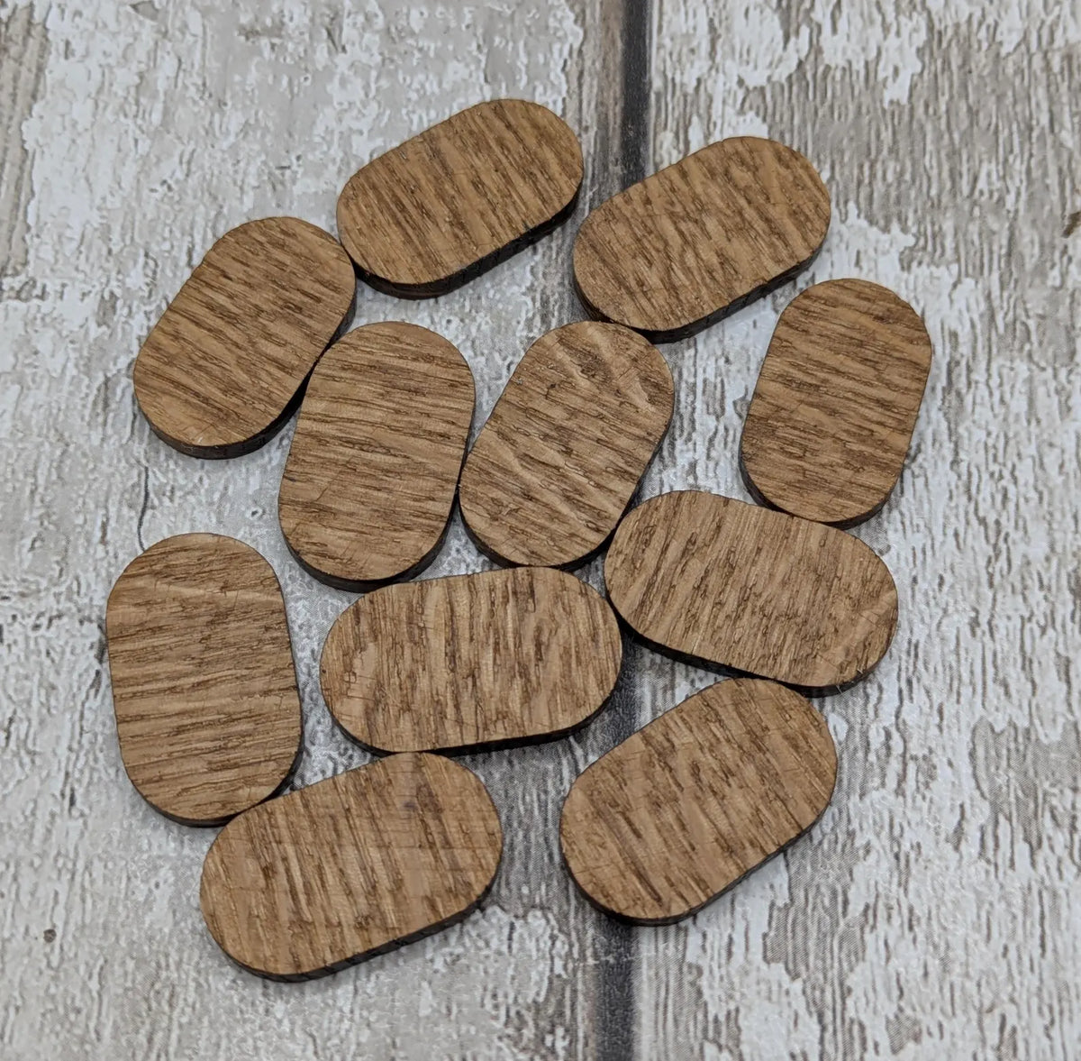 Oak wood beginner planetary oracle tiles.