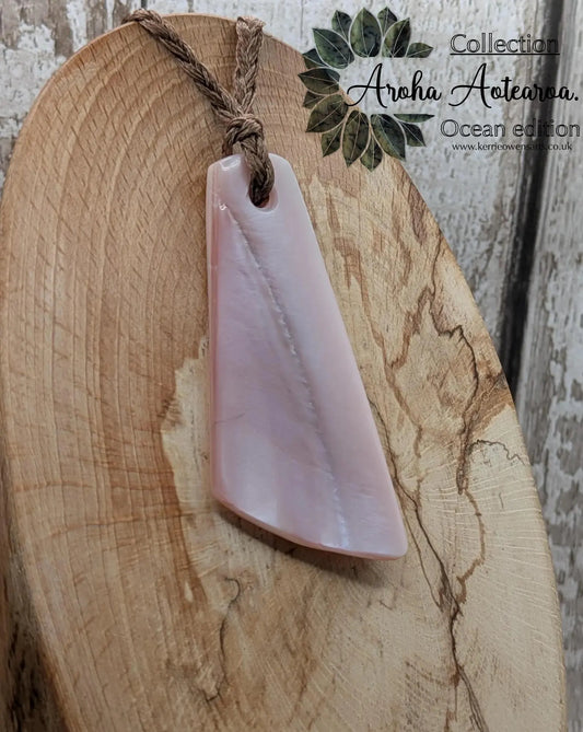 New Zealand fresh water pink mussel Toki style pendant.