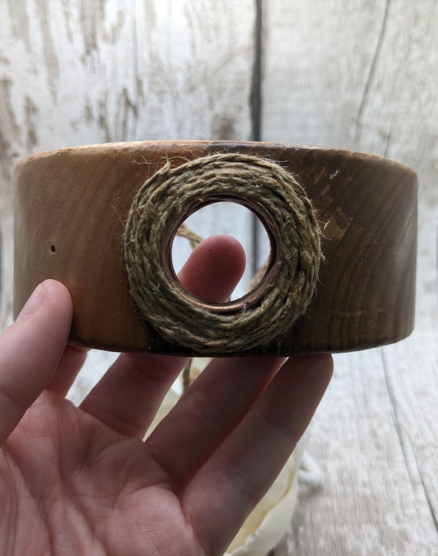 Recycled wooden carved hanging Reed diffuser with sola flower.