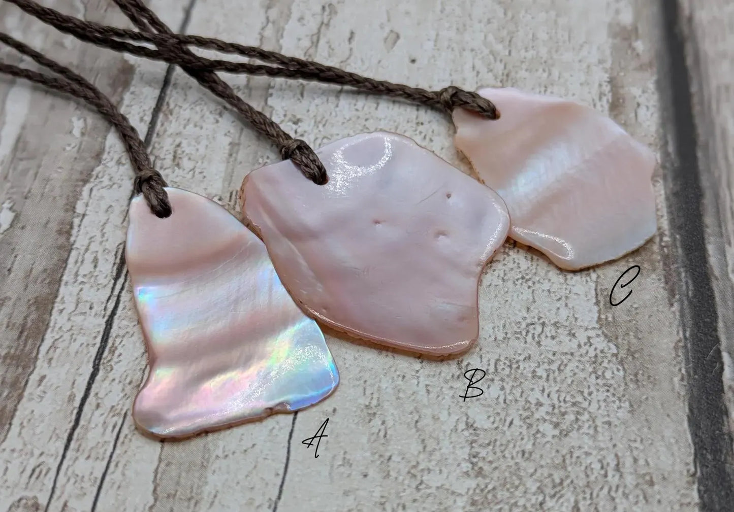 Large mid Iridescent NZ Freshwater Pink Mussel Shell Pendant – Natural Tumbled, Rainbow Shine, Hand-Polished Shell Jewellery