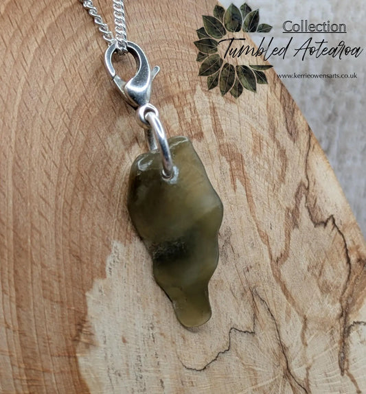 Tumbled New Zealand Pounamu greenstone jade clip on jewellery charm.