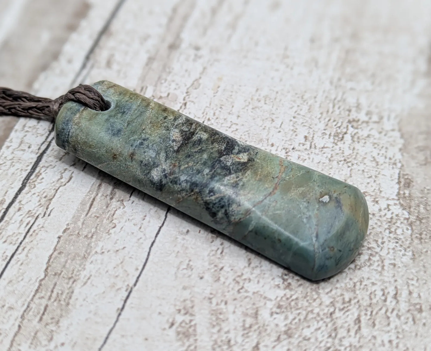 Modern Hei Toki Pounamu Jade Pendant | Hand-Carved New Zealand Greenstone Necklace | Strength & Protection Māori Adze spiritual Talisman.