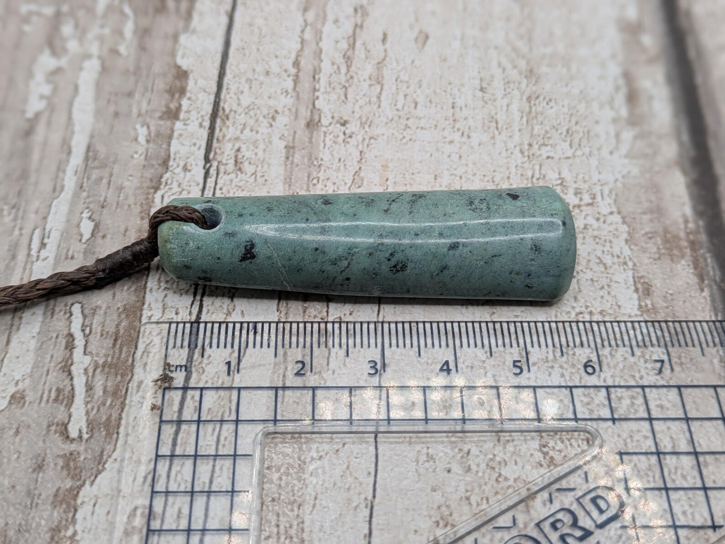 New zealand Pounamu Nephrite Jade Roimata Teardrop Pendant – Greenstone Healing Necklace, Māori culture Taonga - spiritual jewellery.