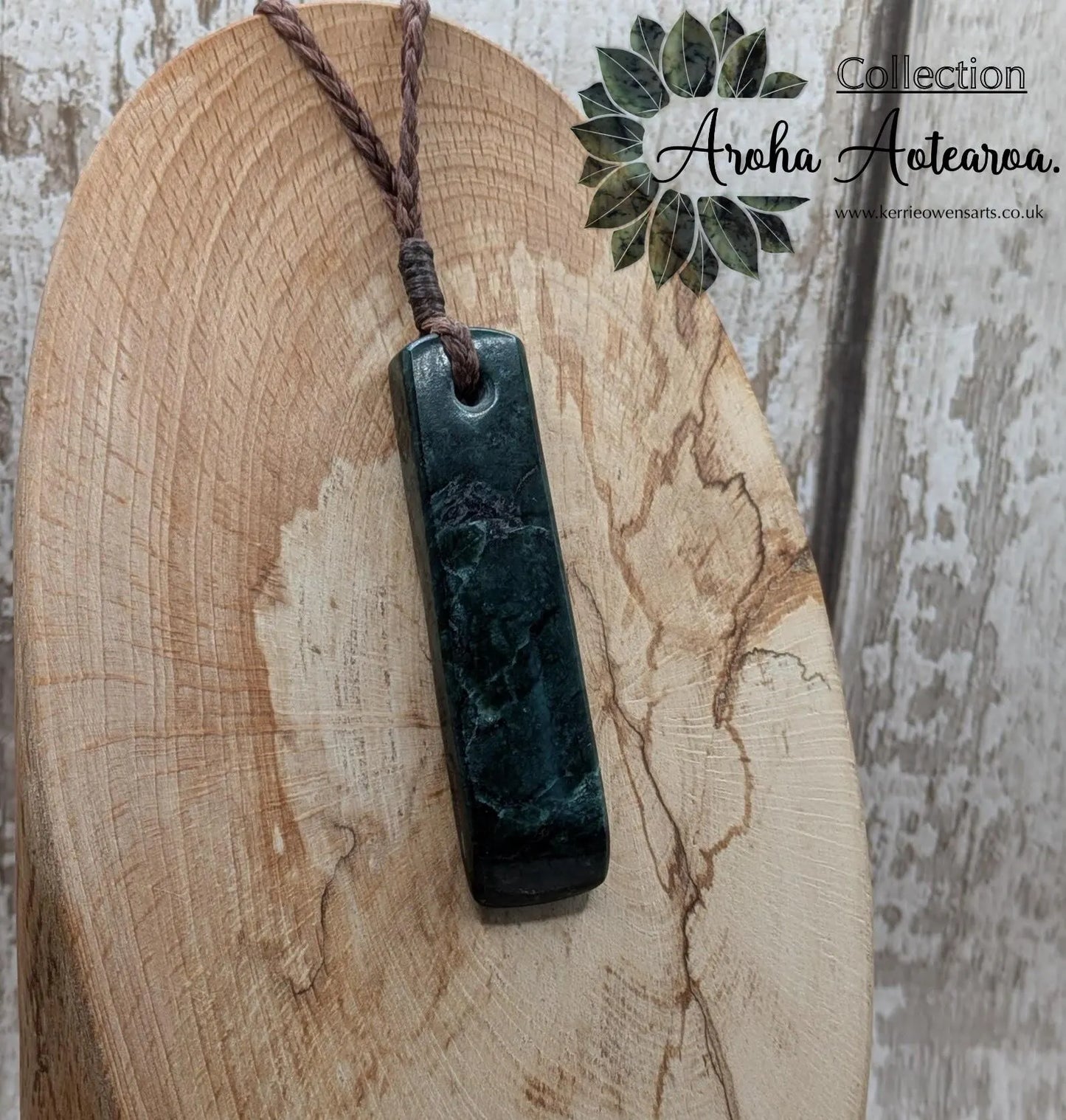 New Zealand serpentine Pounamu with Pāua shell inlay.
