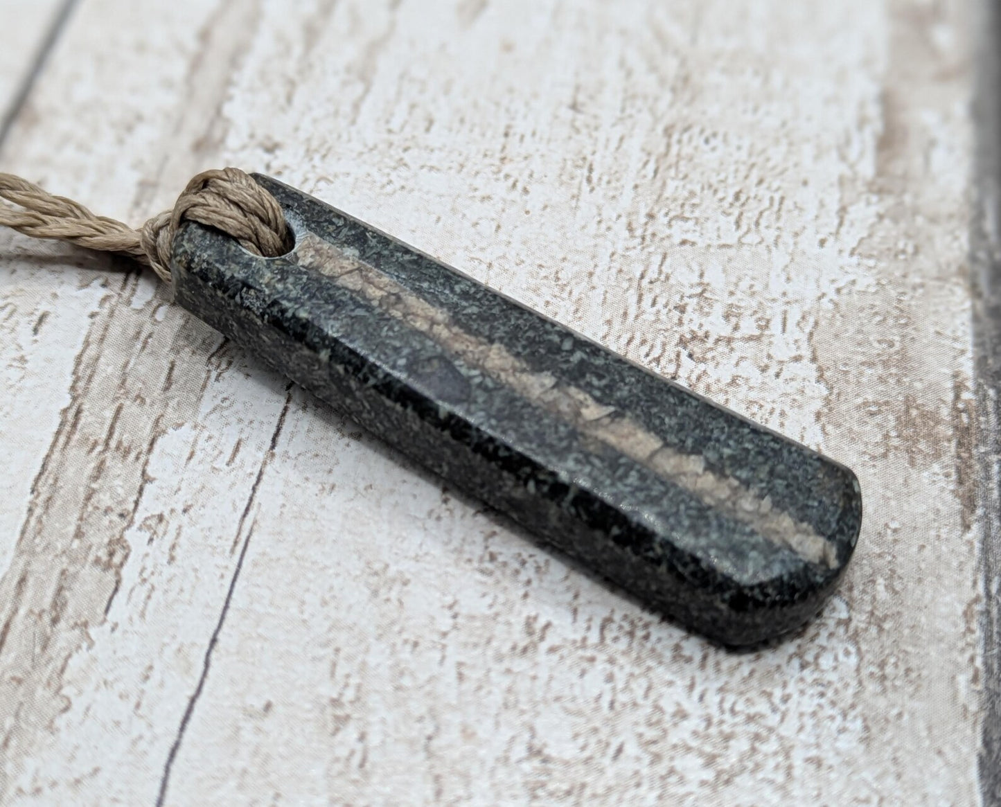 Preseli bluestone Stonehenge stone roimata teardrop with Avebury sarsen inlay.