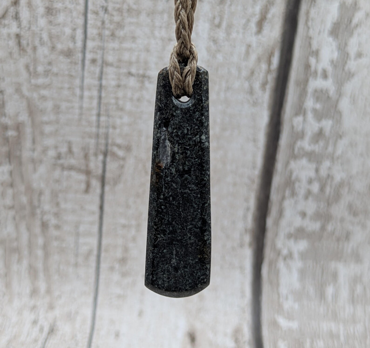 Preseli bluestone Stonehenge stone roimata teardrop with Avebury sarsen inlay.