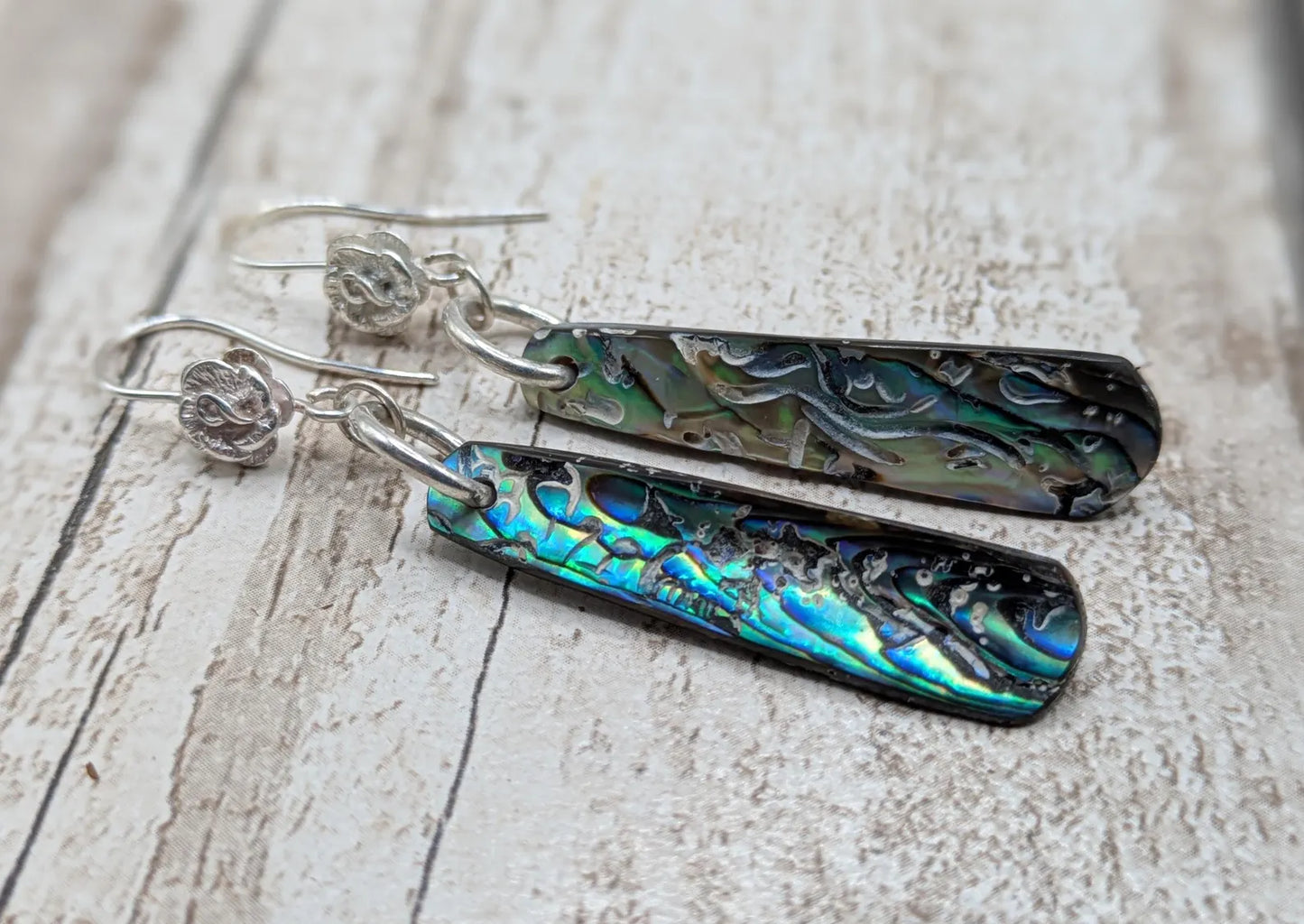 Hand-Polished Kaikōura Pāua Shell fish hook Earrings – Long Drop 925 Sterling Silver wild beachcombed Abalone unisex ocean themed Jewellery