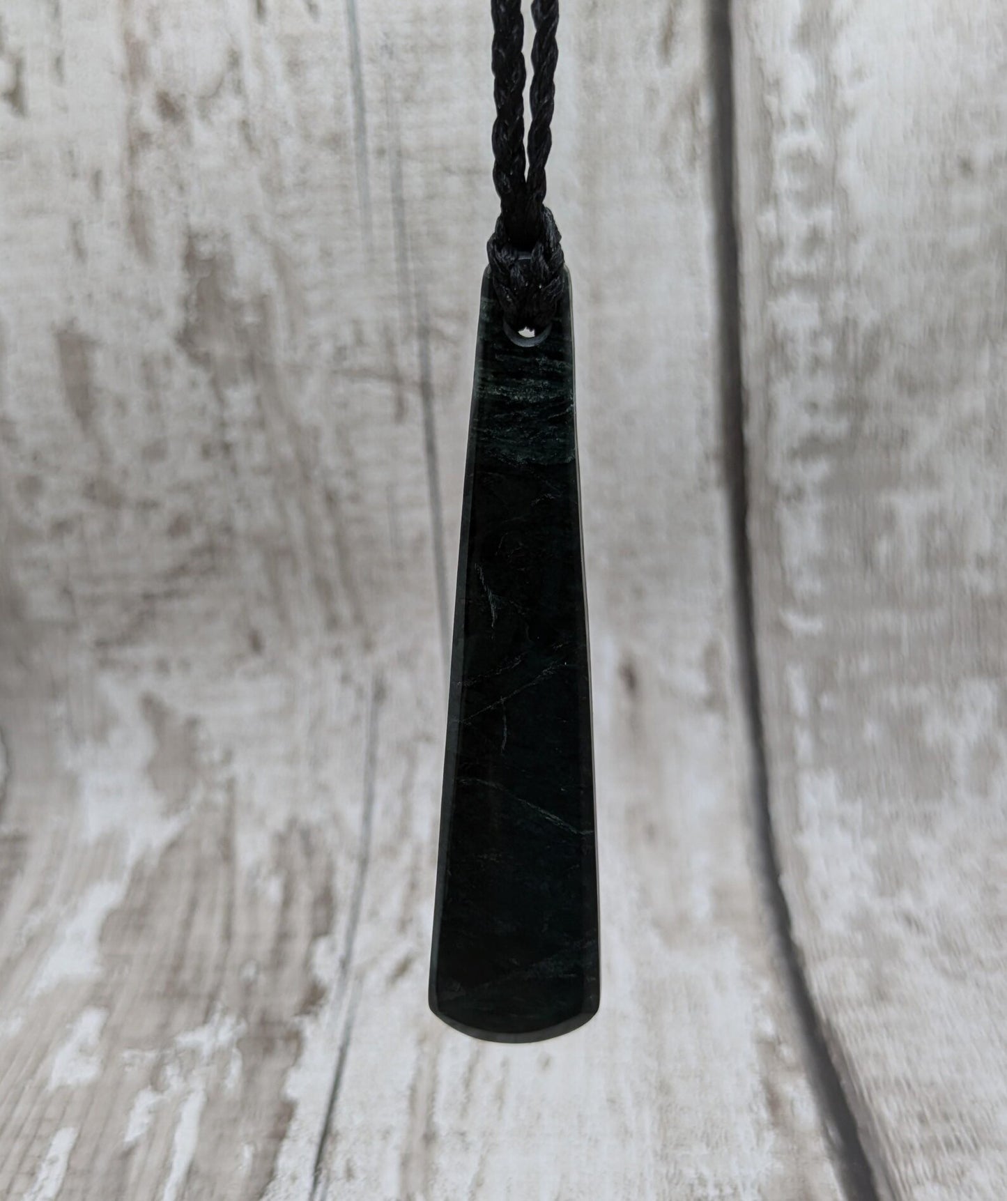 New Zealand serpentine roimata teardrop pendant.