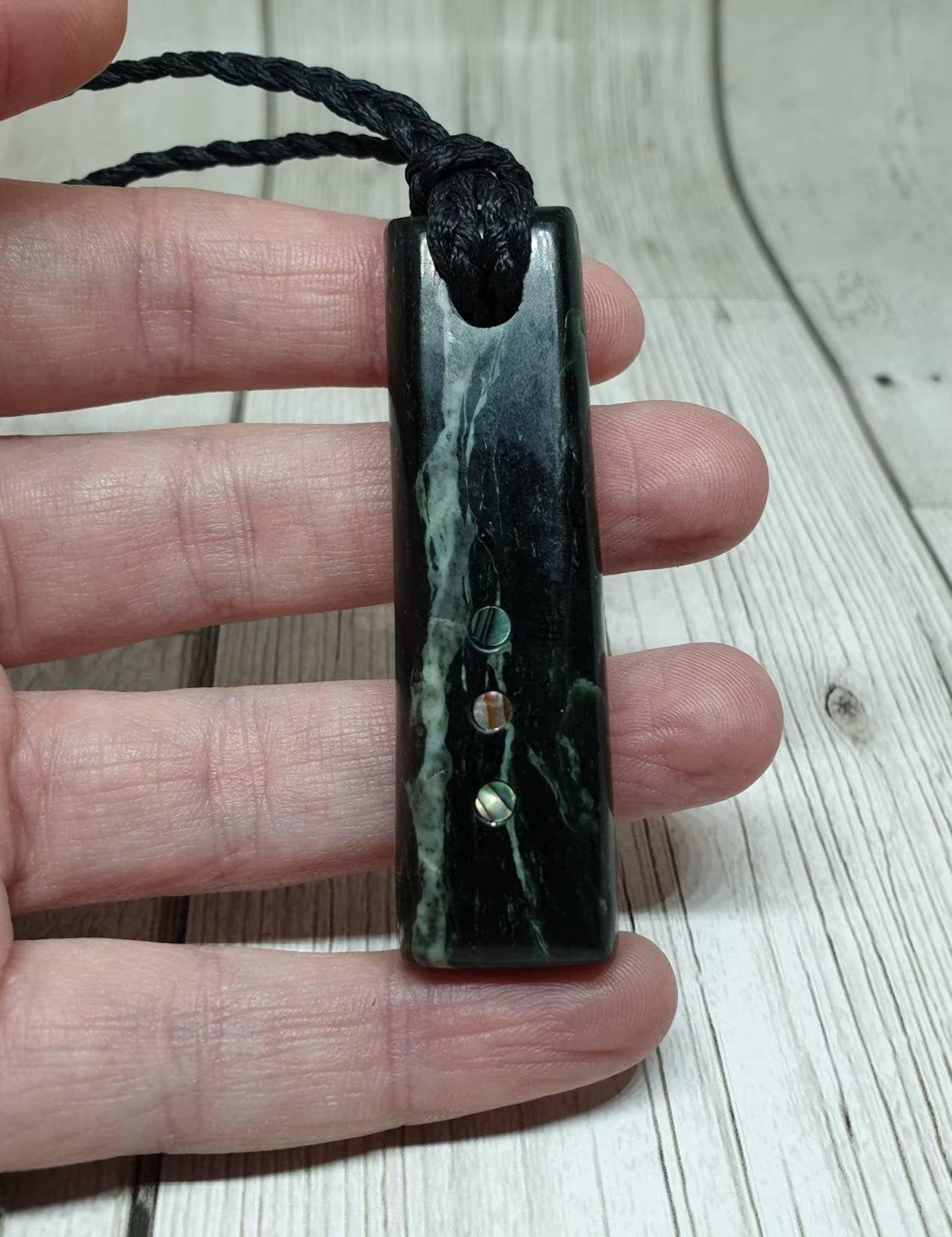 new Zealand rainbow pāua abalone shell dots for craft