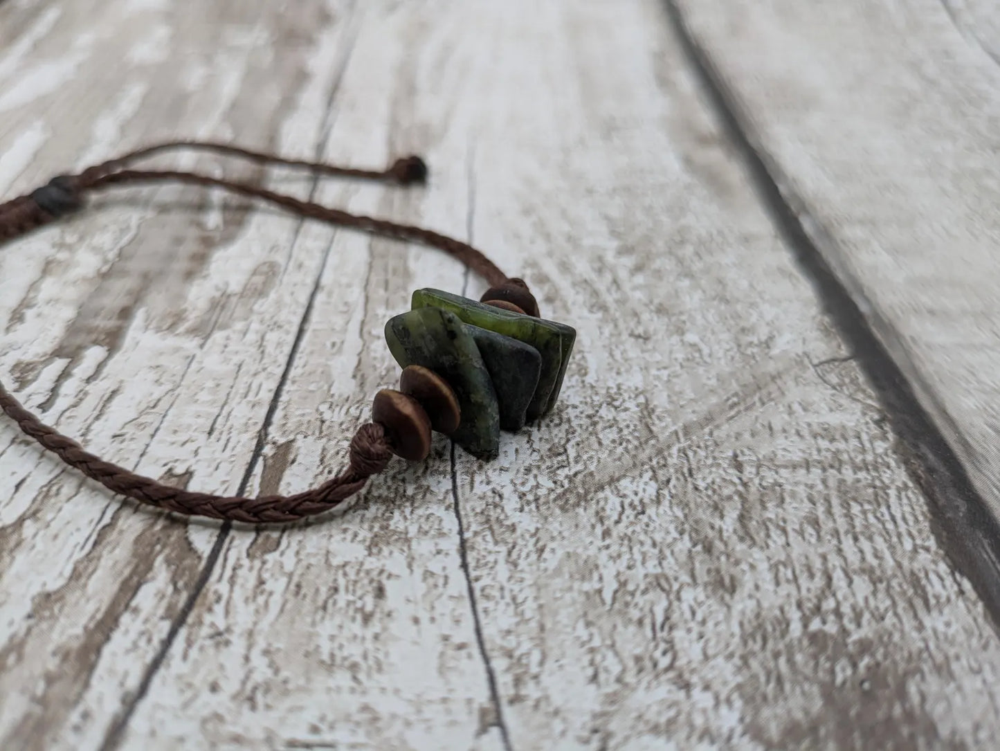 Haast pass serpentine Pounamu chip bracelet.