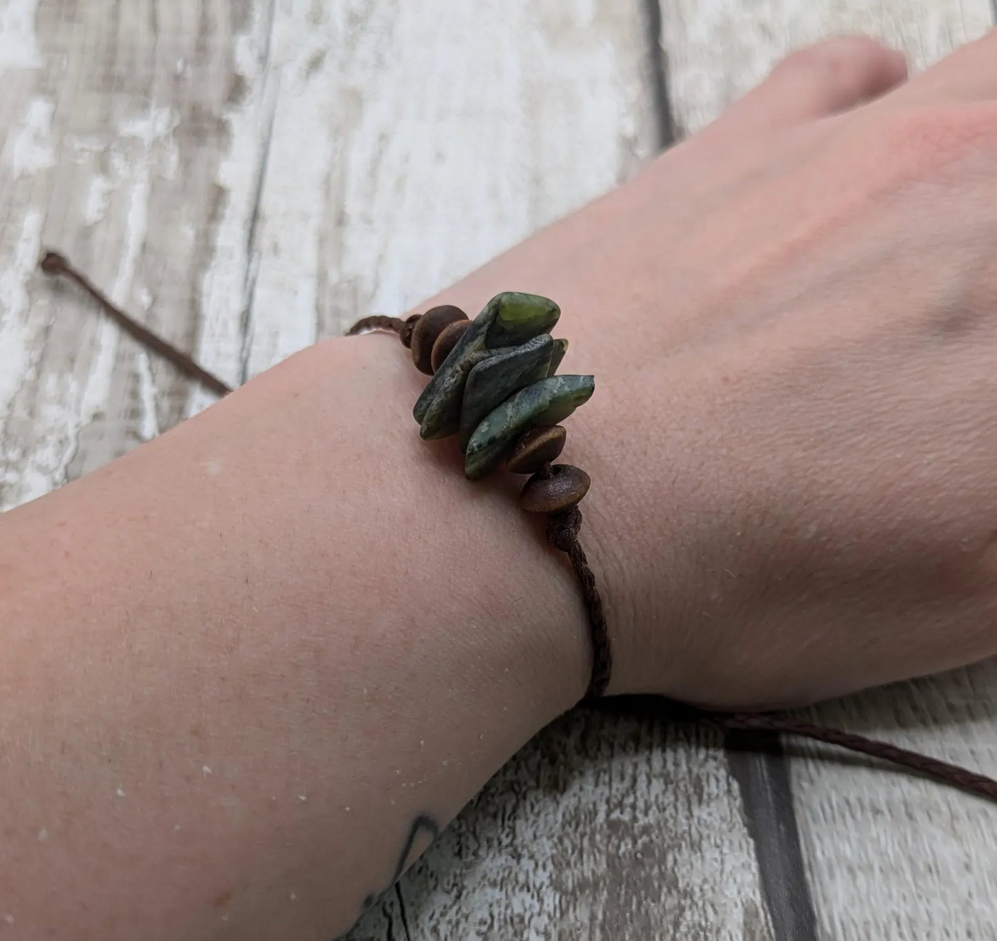 Haast pass serpentine Pounamu chip bracelet.