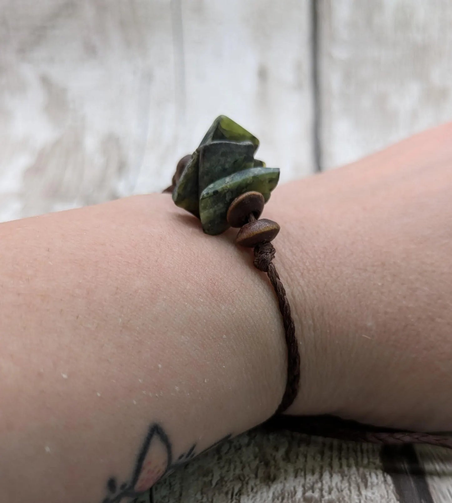 Haast pass serpentine Pounamu chip bracelet.