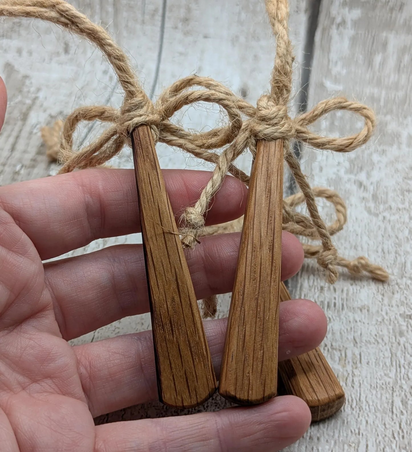 Set of Three Whiskey Barrel Oak Teardrop Christmas Ornaments – Recycled Wood Yule hanging Decorations with Jute Cord & Rustic Jute Bow.