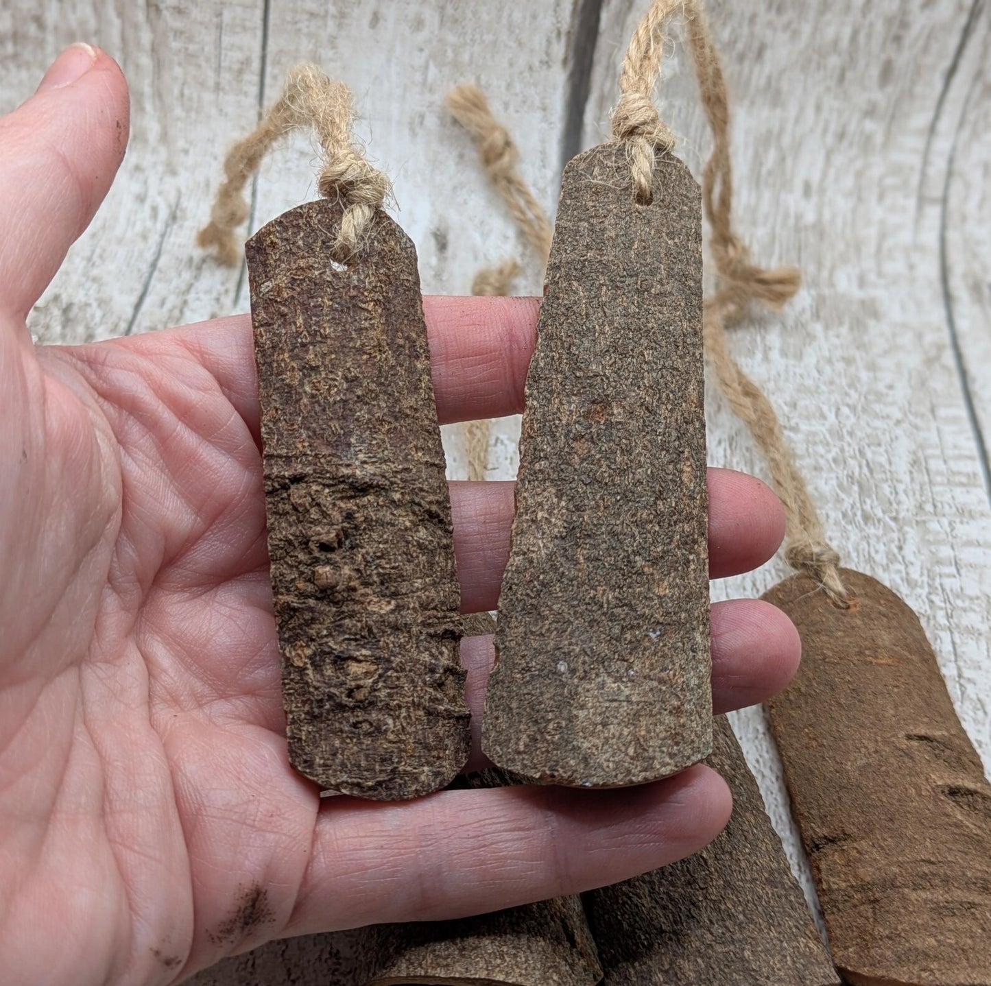 5 pack Cinnamon bark shaped Christmas decorations.