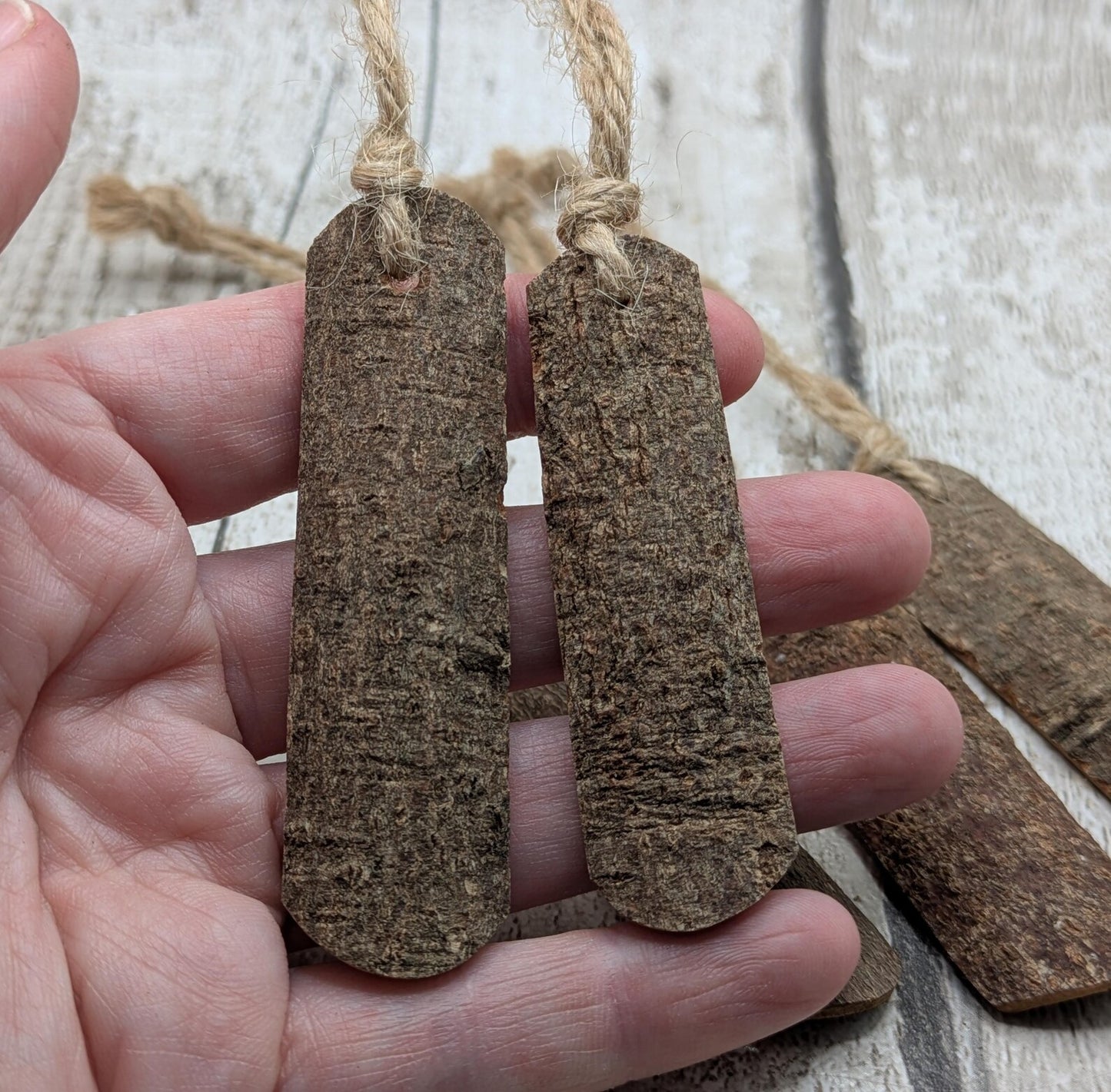 5 pack cinnamon bark Christmas seasonal decorations.