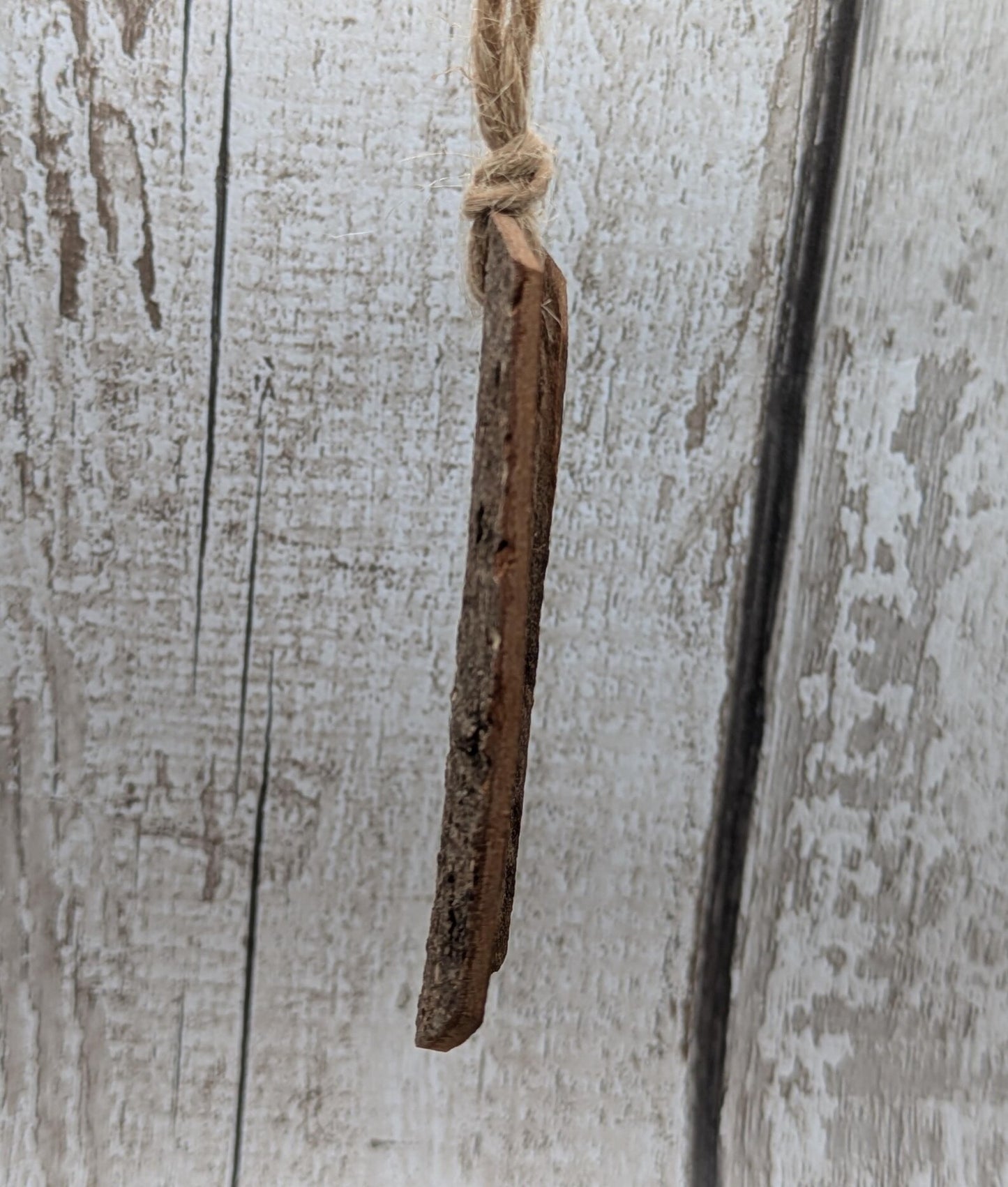 5 pack cinnamon bark Christmas seasonal decorations.