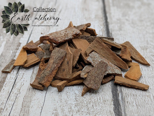 Pouch cinnamon bark offcuts and scrap for ritual and spellwork.