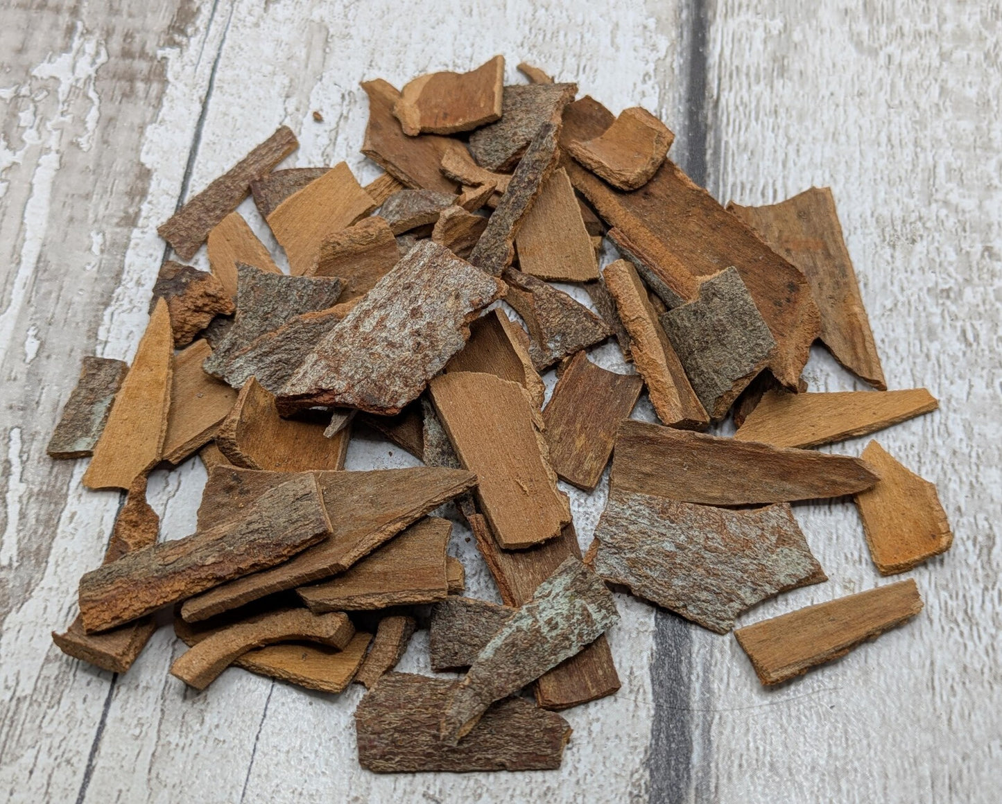 Pouch cinnamon bark offcuts and scrap for ritual and spellwork.