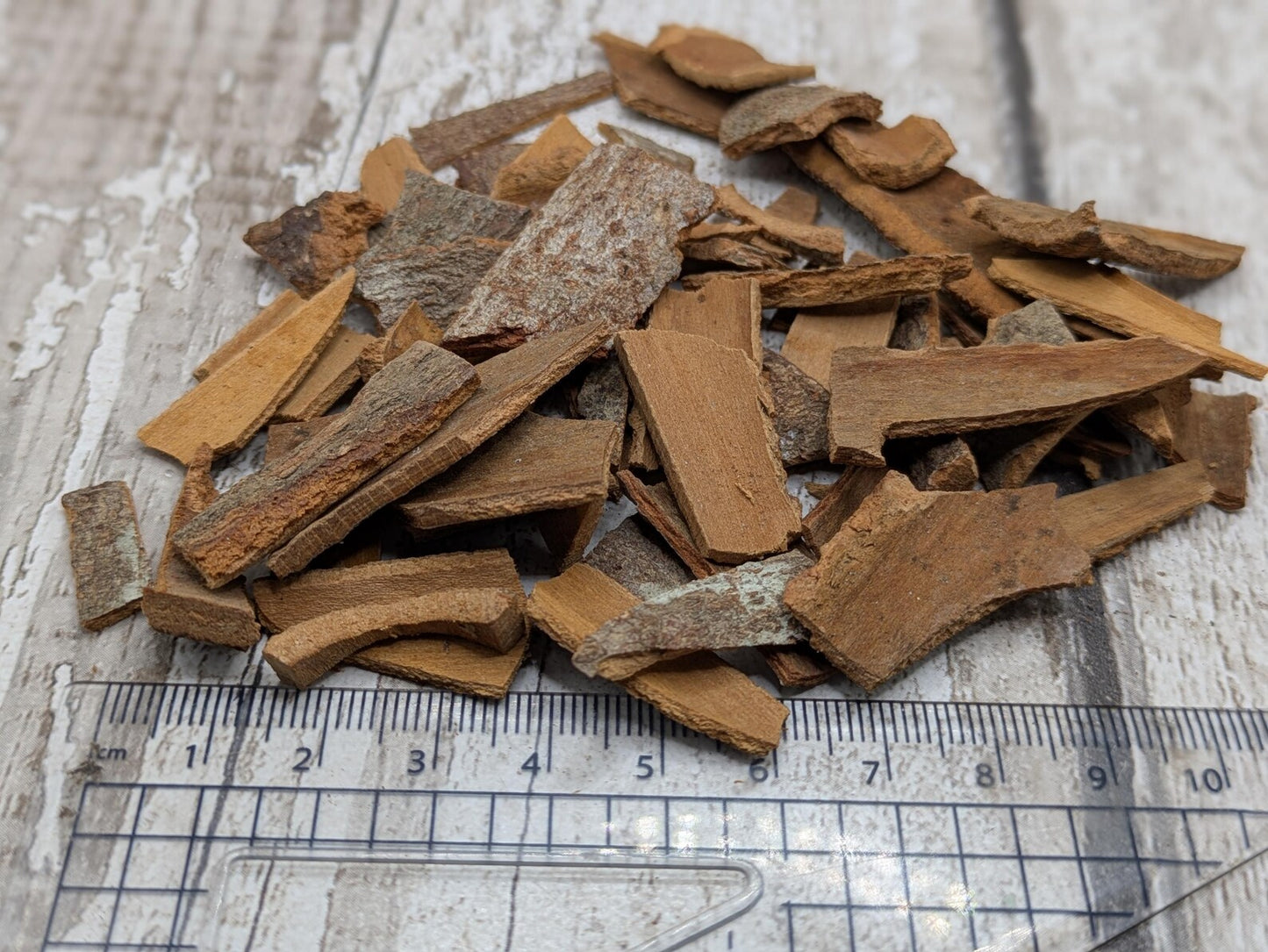 Pouch cinnamon bark offcuts and scrap for ritual and spellwork.