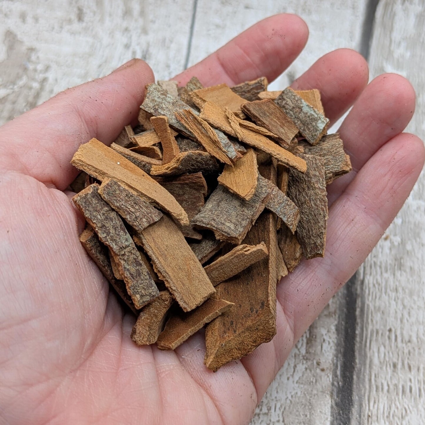 Pouch cinnamon bark offcuts and scrap for ritual and spellwork.