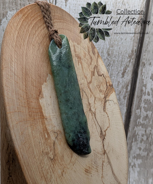 long tumbled pounamu greenstone jade pendant