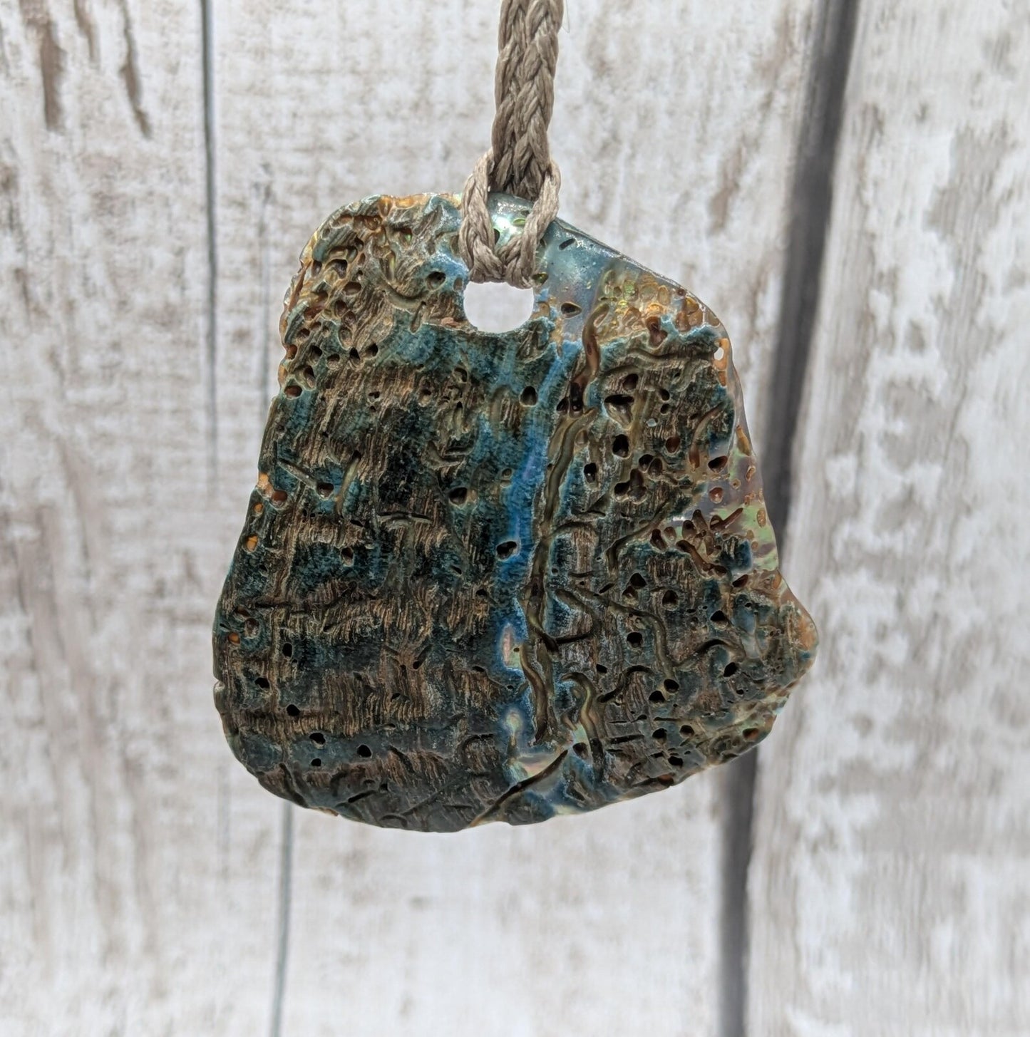 Large Freeform NZ Pāua Shell Pendant – Iridescent Abalone Statement Necklace, Natural statement Beach Jewellery.