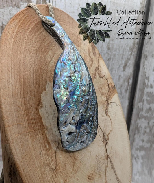 Large Freeform NZ Pāua Shell Pendant – Iridescent Abalone Statement Necklace, Natural statement Beach Jewellery.