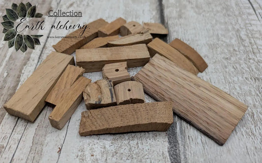oak wood scrap offcuts for ritual wood or kindling.