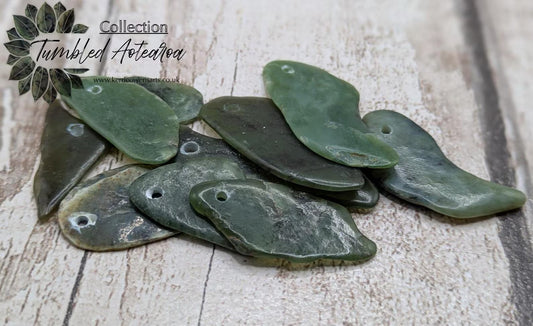 10 top drilled Pounamu greenstone jade beads.