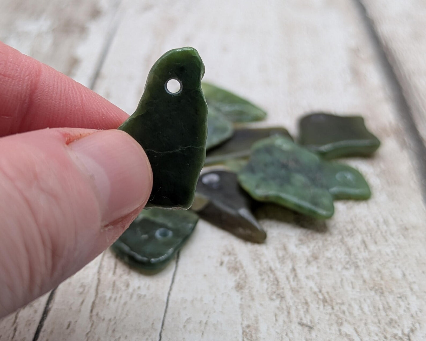 10 Top-Drilled New Zealand Pounamu Beads – Tumble polished Greenstone Offcuts for Jewellery Making and craft projects.