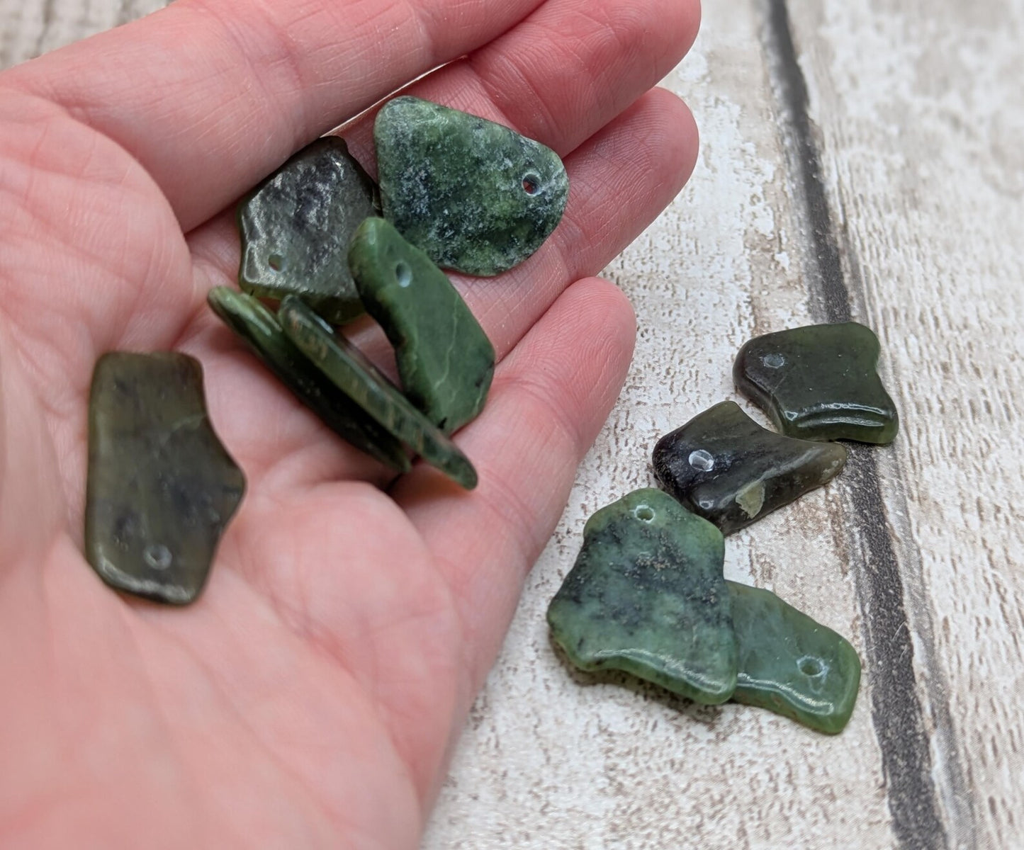 10 Top-Drilled New Zealand Pounamu Beads – Tumble polished Greenstone Offcuts for Jewellery Making and craft projects.