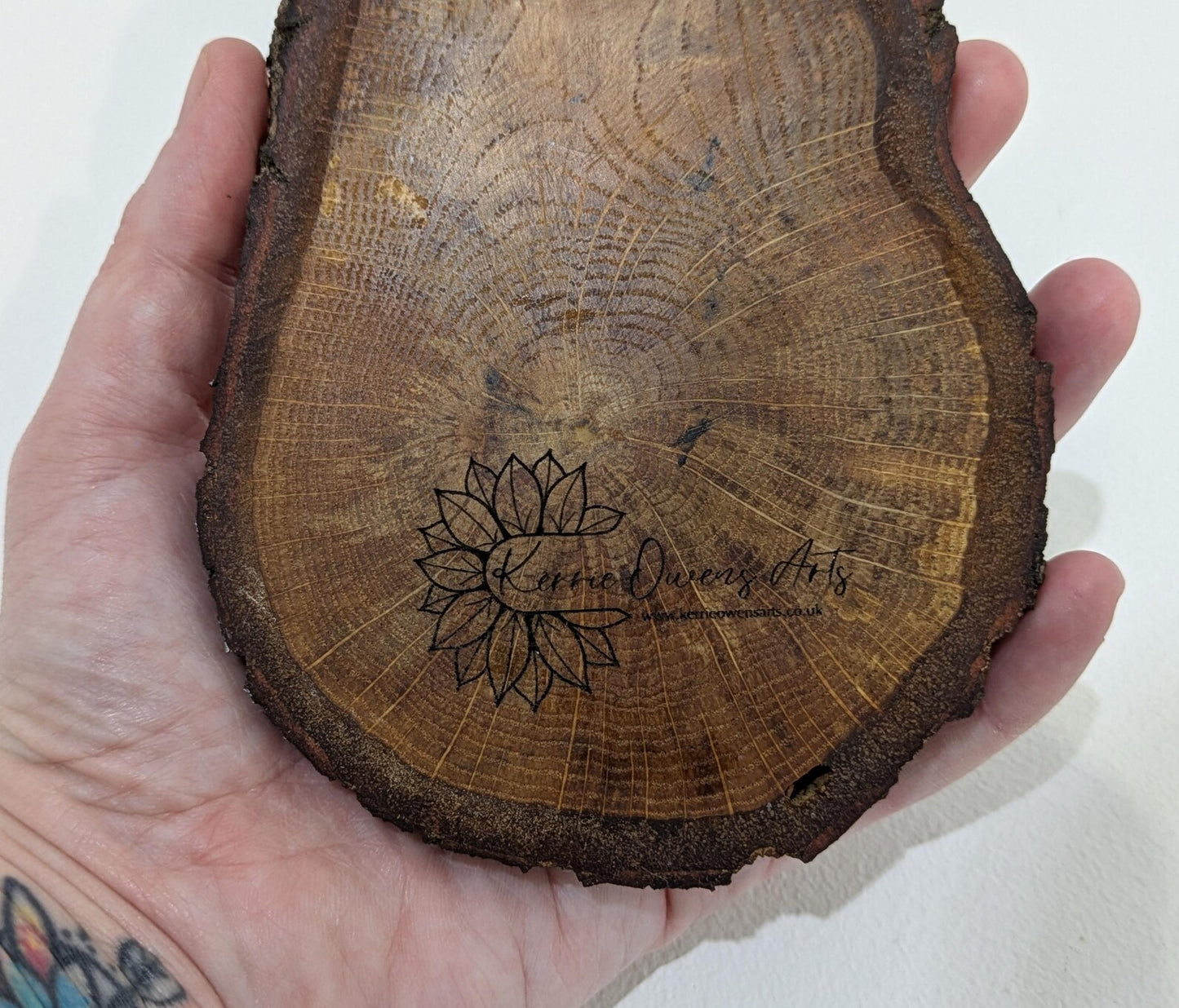 Oak wood slice with bumble bee detail, dowsing boards and incense holder.