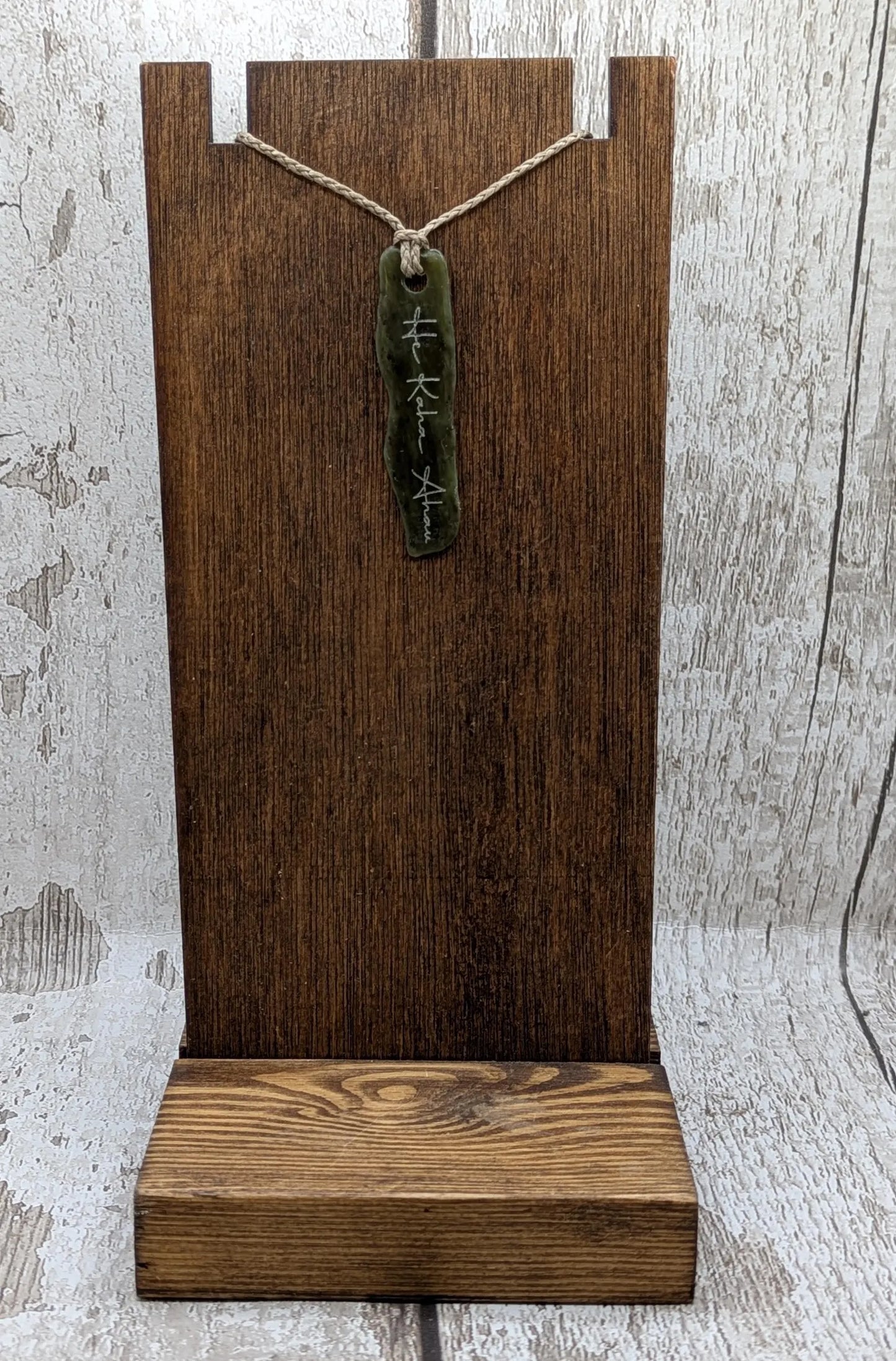 New Zealand tumbled Pounamu greenstone with I am strong in te Reo Māori affirmation.