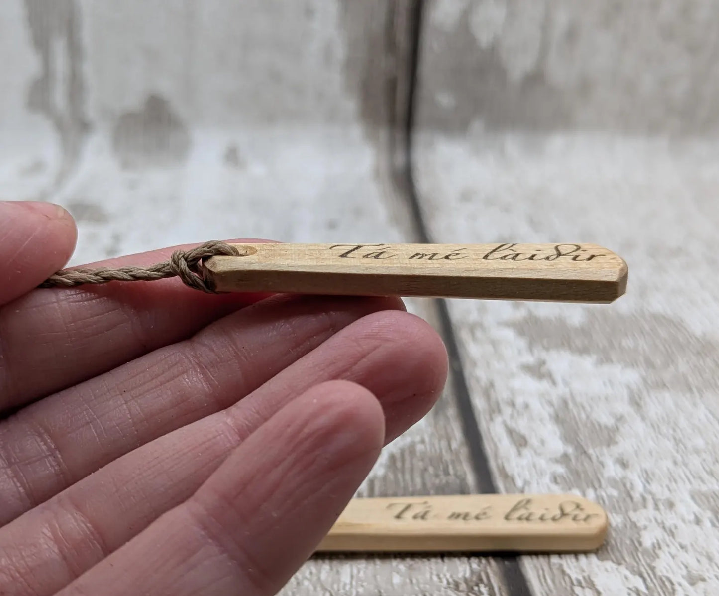 Lime wood Irish Gaeilic Tá mé Làidir, i am strong roimata pendant.
