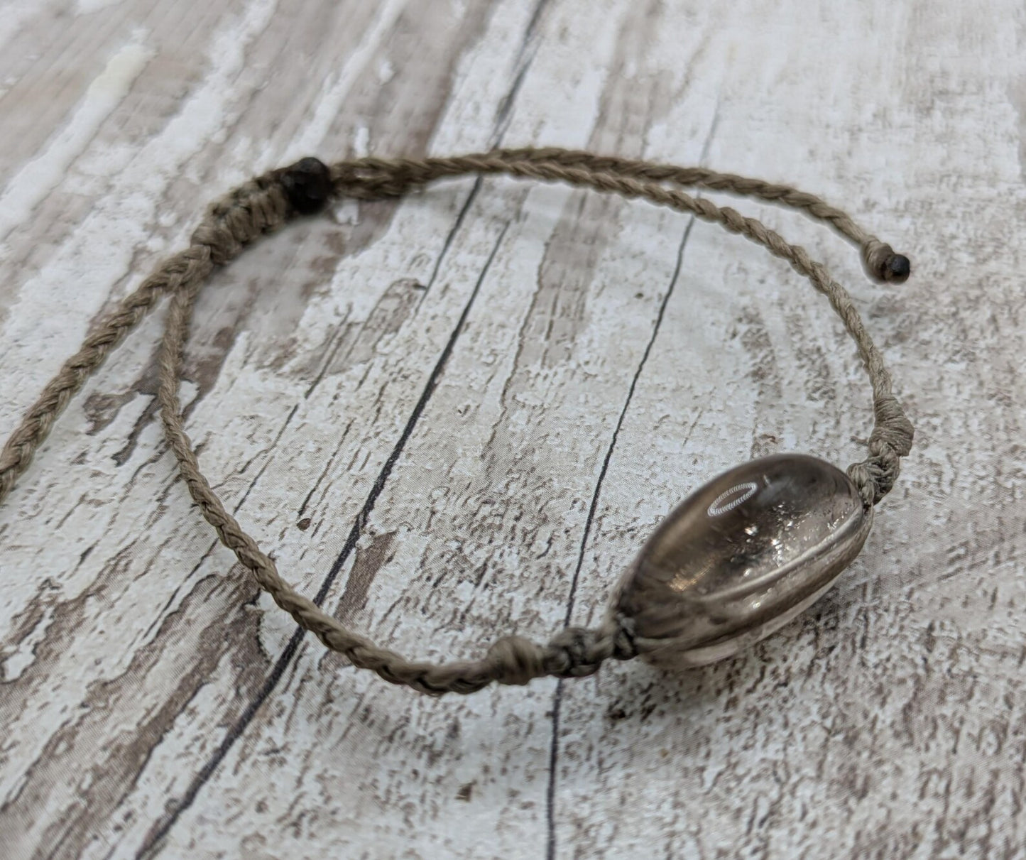 Smokey quartz crystal beaded macramé bracelet.