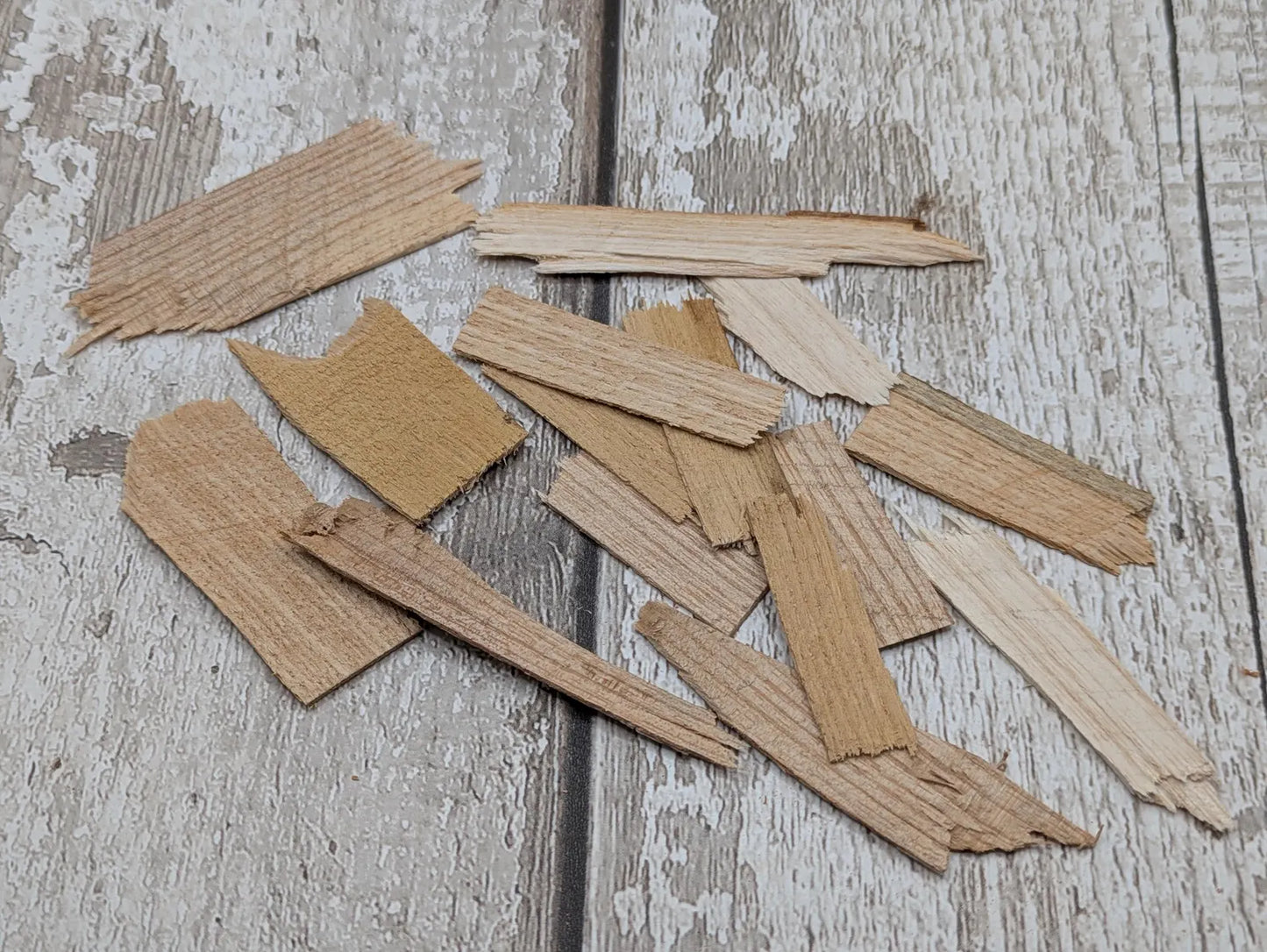 Sweet chesnut wood broken veener pieces for spell and ritual or camping kits.