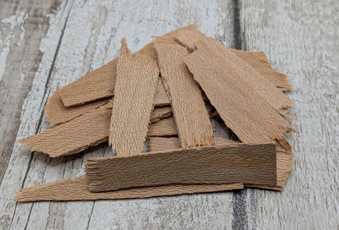 Lacewood Veneer Scraps for Ritual & Spell Work – Reclaimed Wood Offcuts, Altar Use, Kindling and Craft Supplies.