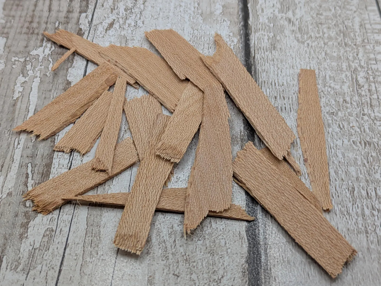 Lacewood Veneer Scraps for Ritual & Spell Work – Reclaimed Wood Offcuts, Altar Use, Kindling and Craft Supplies.