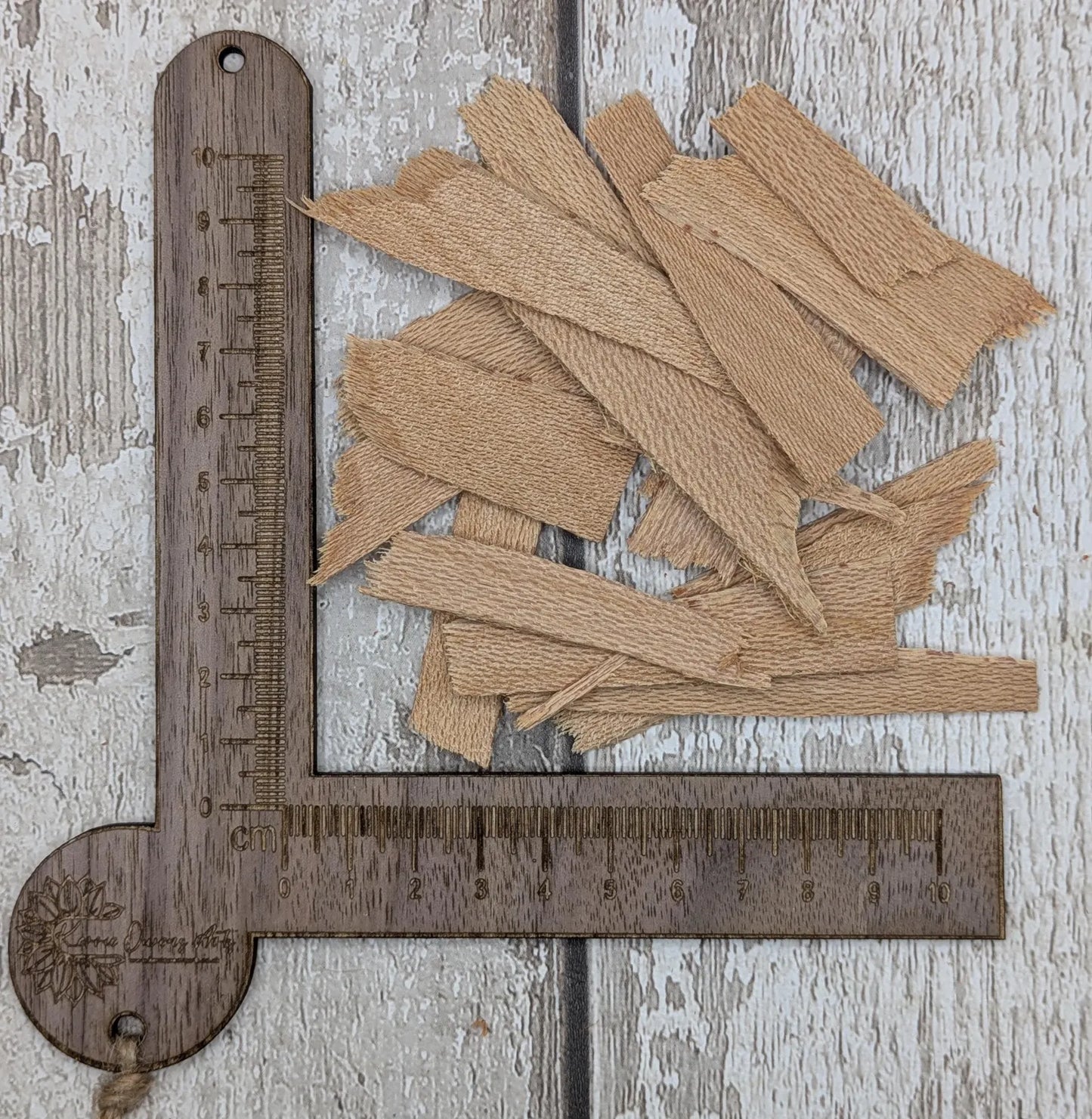 Lacewood Veneer Scraps for Ritual & Spell Work – Reclaimed Wood Offcuts, Altar Use, Kindling and Craft Supplies.