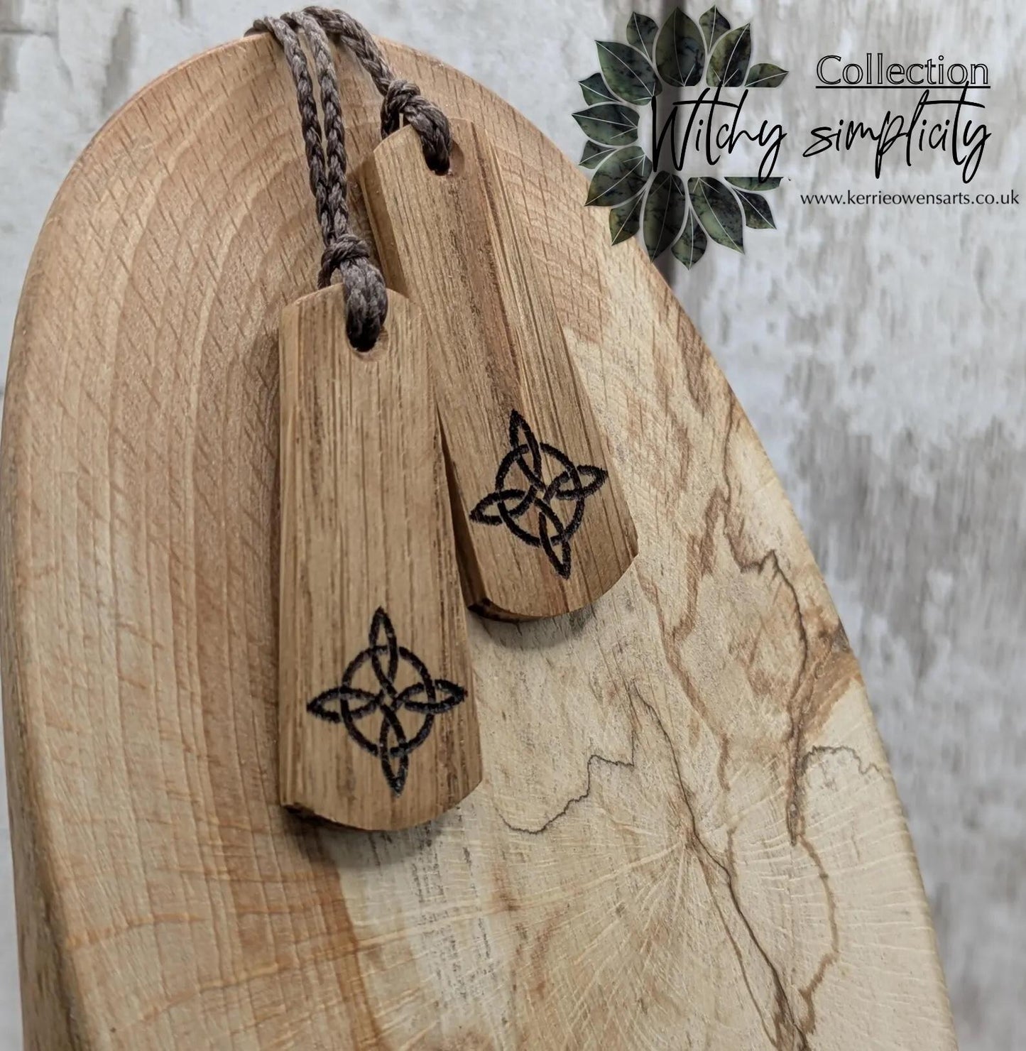 Oak wood witches protection symbol roimata tear drop laser printed pendant.