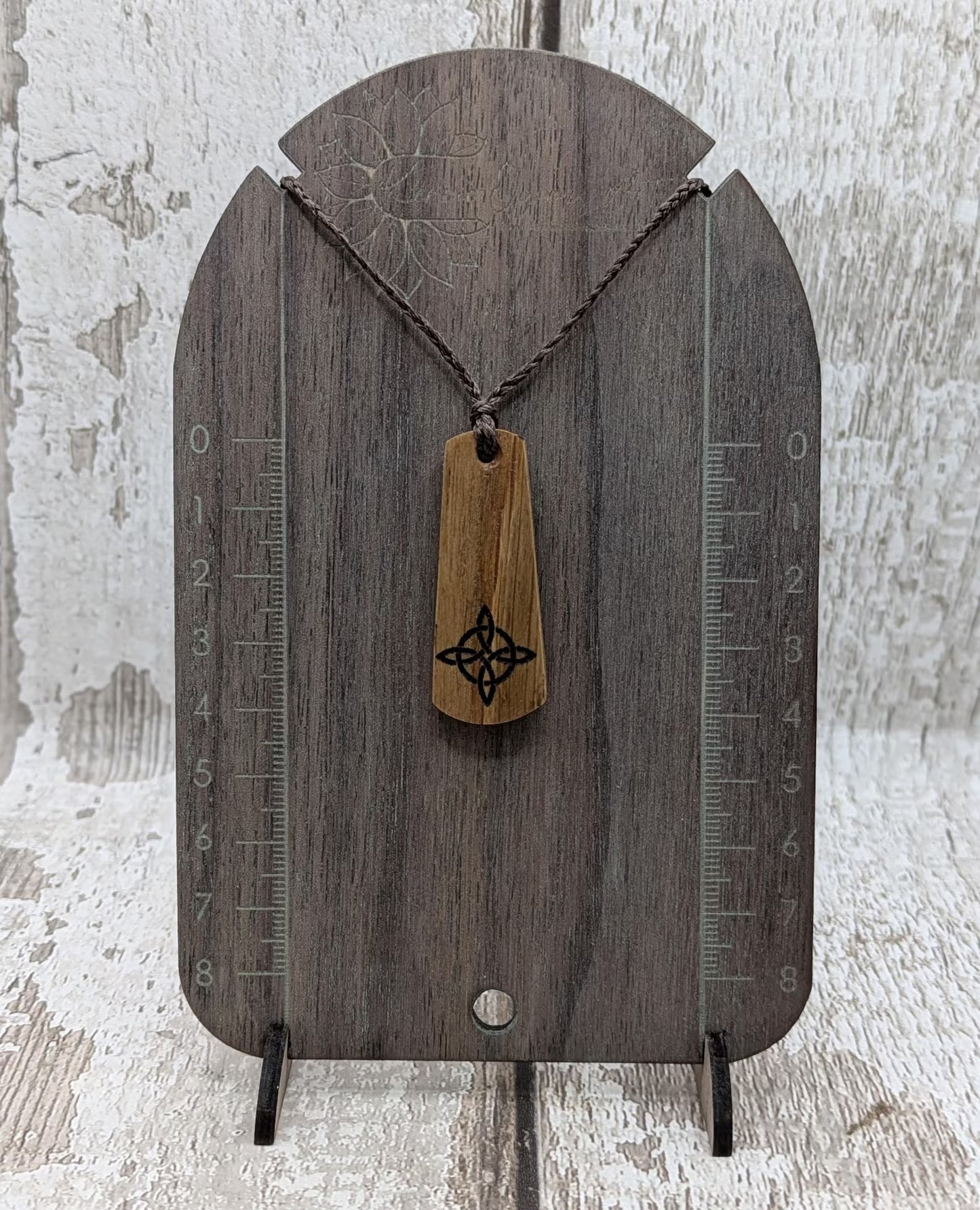 Oak wood witches protection symbol roimata tear drop laser printed pendant.