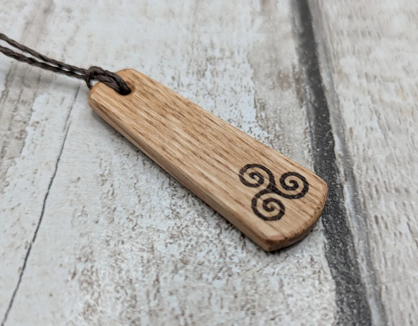 Sweet chestnut roimata tear drop pendant.