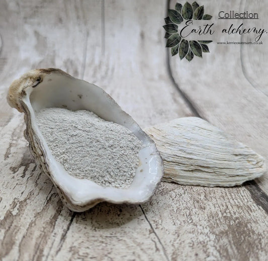 Fine Ground White Mussel Shell Powder – Ultra-Fine Natural Pigment for Paints, Inlays & Rituals.